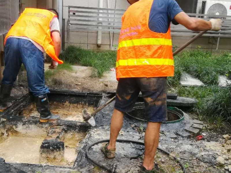 长宁区延安西路专业下水道疏通疏通堵塞马桶小便池地漏